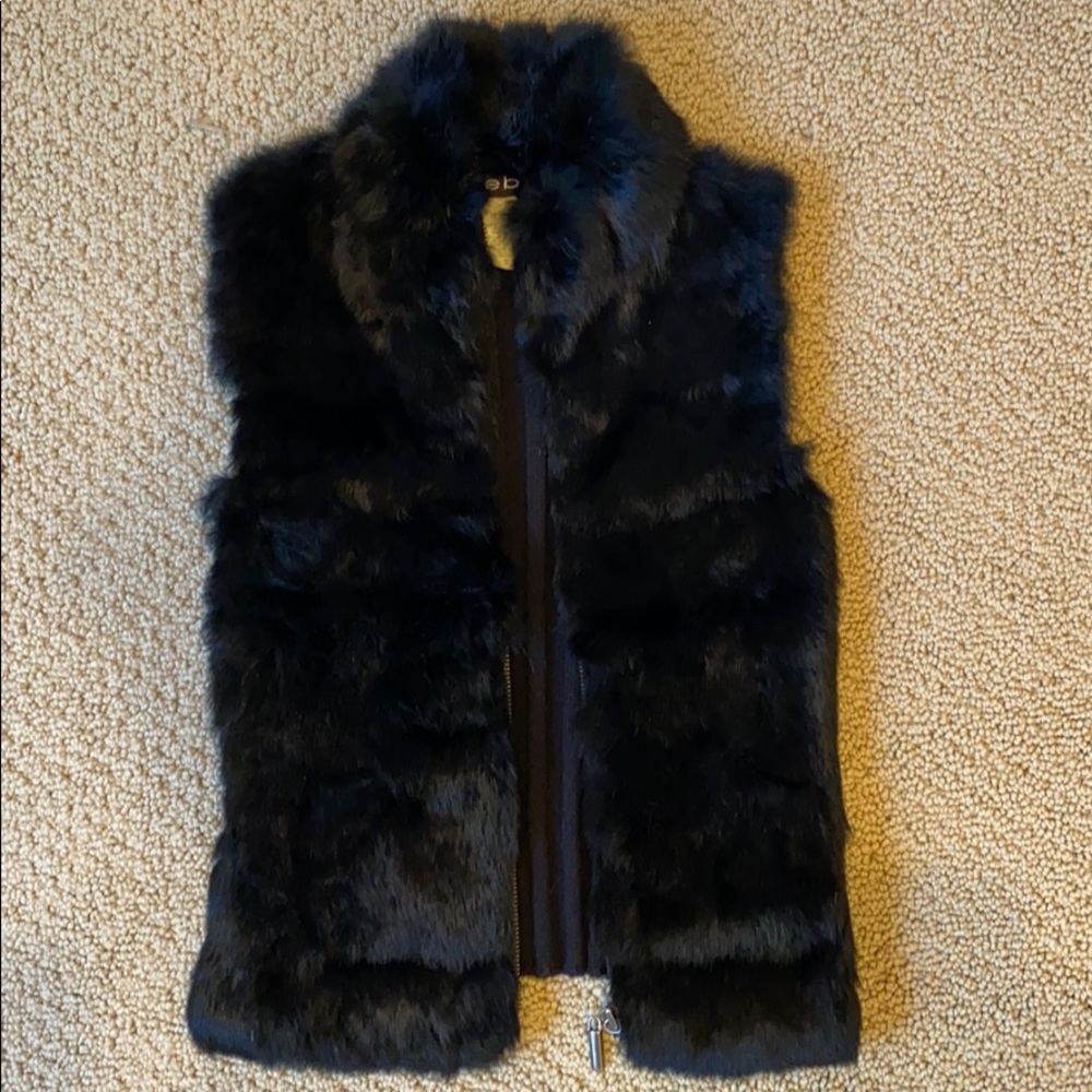 Black bebe fluffy zip-up vest